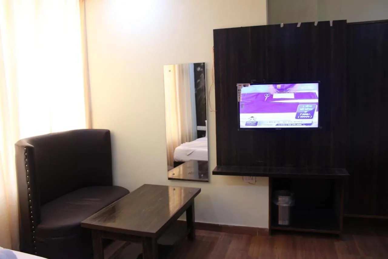 Hotel Black Diamond Mohali